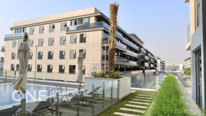 Elegant 2 Bedrom Apartment At Azizi Greenfield